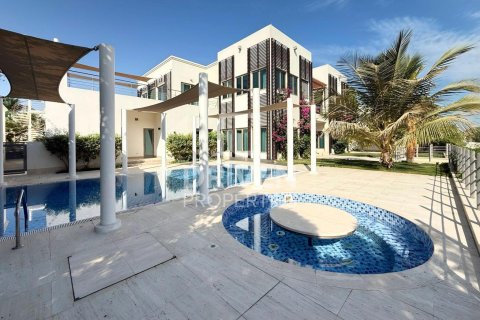 Villa til leie i Palm Jumeirah, Dubai, Emiratene 6 soverom, 1245.37 kvm Nr. 745827 - Foto 28