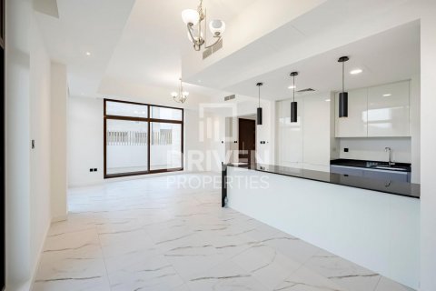 Mohammed Bin Rashid City, Dubai, UAE의 임대용 타운하우스 침실 4개, 305제곱미터 번호 603236 - 사진 2