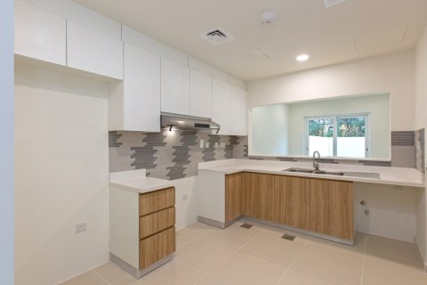 Casa urbana para arrendamento em Dubai, EAU 2 quartos, 164 m2 № 707543 - foto 2