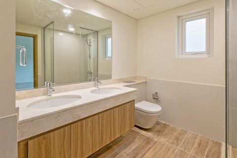 Casa urbana para arrendamento em Dubai, EAU 2 quartos, 164 m2 № 707543 - foto 8