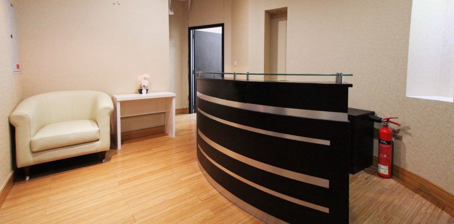 Office in Dubai, UAE 96.9 sq.m. № 598049