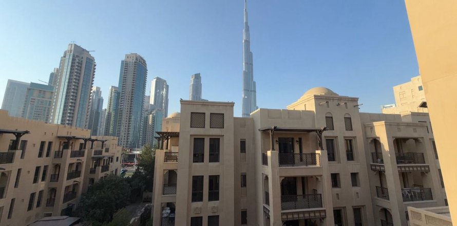 Apartment i Old Town, Dubai, UAE 1 soveværelse, 75.1 kvm № 685957