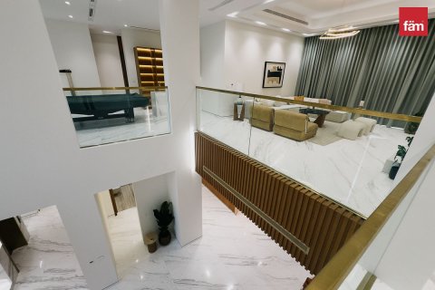 Vilă de vânzare în Dubai, EAU 7 dormitoare, 994.3 mp. №685955 - poză 3
