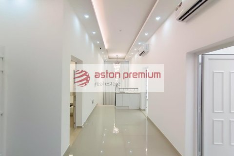 Villa en alquiler en Dubai, EAU 4 dormitorios, 557.4 m2 № 670369 - foto 11