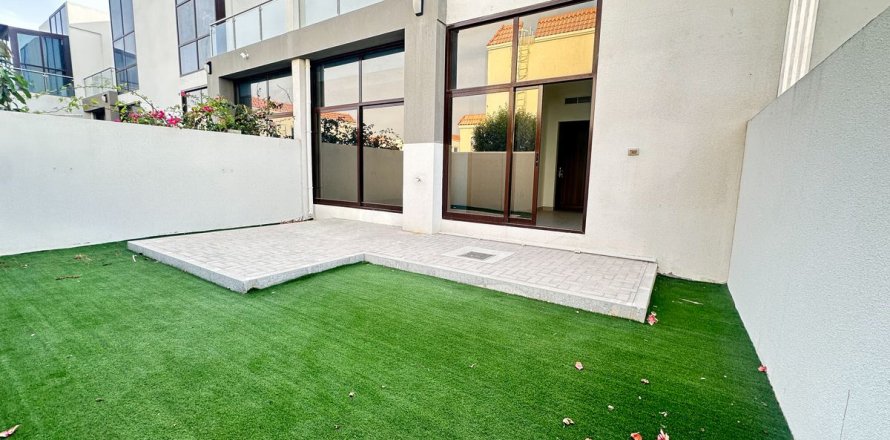 Řadový dům v Meydan, Dubai, SAE 4 ložnice, 191.1 m² Č.: 699865