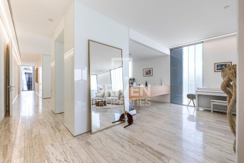 Apartment in Palm Jumeirah, Dubai, UAE 3 bedrooms, 226 sq.m. № 682652 - photo 6