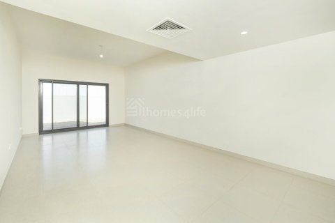Kaupunkipientalo Dubai South (Dubai World Central), Dubai, Arabiemiraatit 2 makuuhuonetta, 177 m2 № 717789 - kuva 2