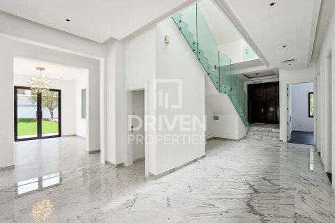 Villa in Al Barari, Dubai, UAE 6 bedrooms, 1902.84 sq.m. № 762603 - photo 17