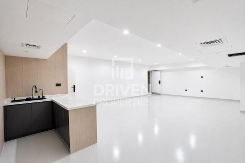 Villa in Al Barari, Dubai, UAE 6 bedrooms, 1902.84 sq.m. № 762603 - photo 11