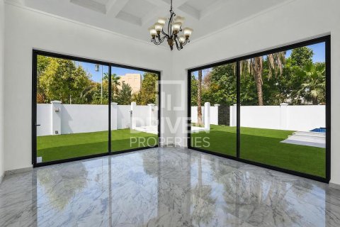 Villa in Al Barari, Dubai, UAE 6 bedrooms, 1902.84 sq.m. № 762603 - photo 6