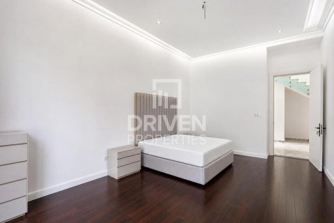 Villa in Al Barari, Dubai, UAE 6 bedrooms, 1902.84 sq.m. № 762603 - photo 13