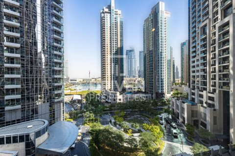 Apartmen di Downtown Dubai (Downtown Burj Dubai), Dubai, UAE 2 bilik tidur, 102.84 meter persegi № 762608 - foto 1