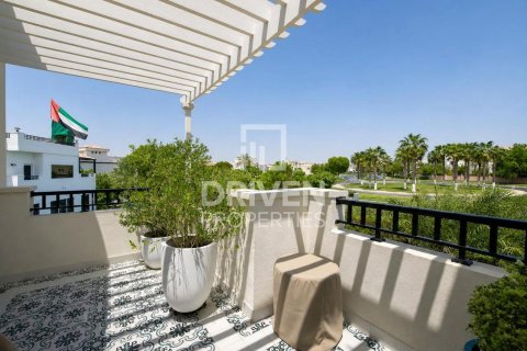 וילה להשכרה ב The Villa, Dubai, איחוד האמירויות  4 חדרי שינה, 1357.5 מ"ר, מספר 762605 - תמונה 25