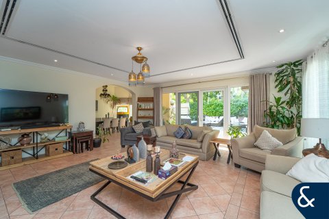 Rumah bandar di Green Community, Dubai, UAE 3 bilik tidur, 454 meter persegi № 685090 - foto 7