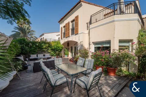 Kuća u nizu u Green Community, Dubai, UAE 454 m2, 3 spavaćih soba Br. 685090