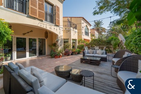 Rumah bandar di Green Community, Dubai, UAE 3 bilik tidur, 454 meter persegi № 685090 - foto 2