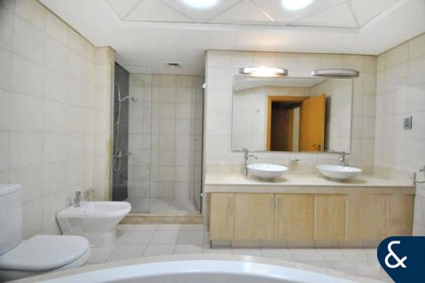 Apartment sa Palm Jumeirah, Dubai, UAE 3 silid-tulugan, 199 sq.m. № 685107 - larawan 5