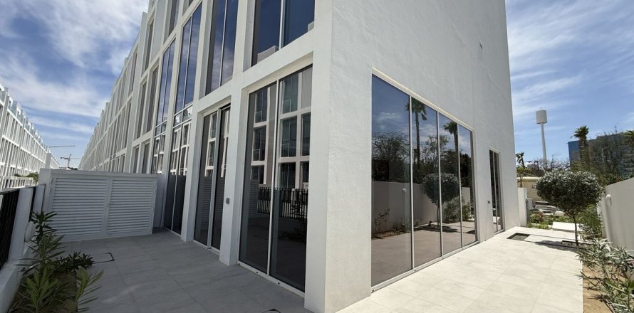 Vila v Al Barari, Dubai, SAE 4 ložnice, 220 m² Č.: 716060