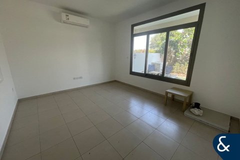 Villa te huur in Town Square, Dubai, VAE 3 slaapkamers, 203 vr.m., nr 668046 - foto 4