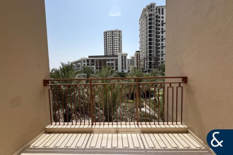 Apartmen di Town Square, Dubai, UAE 2 bilik tidur, 146 meter persegi № 668047 - foto 9