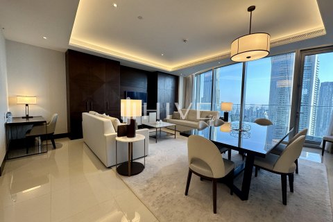 Apartment in Downtown Dubai (Downtown Burj Dubai), Dubai, UAE 3 bedrooms, 187.8 sq.m. № 581240 - photo 2
