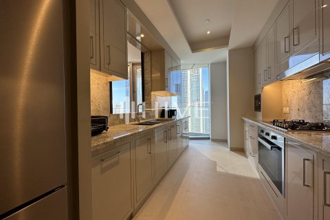 Apartment in Downtown Dubai (Downtown Burj Dubai), Dubai, UAE 3 bedrooms, 187.8 sq.m. № 581240 - photo 5