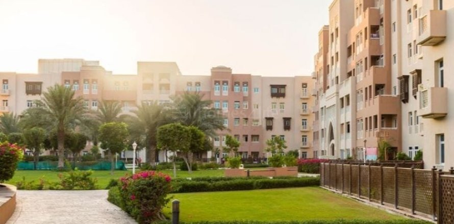 דירה ב Al Furjan, Dubai, איחוד האמירויות 3 חדרי שינה, 342 מ"ר מספר 719725