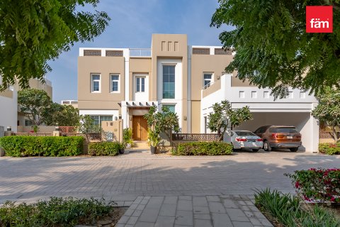 Dubai, संयुक्त अरब अमीरात में विला, 4 बेडरूम, 635.9 वर्ग मीटर, संख्या 736951 - फ़ोटो 22