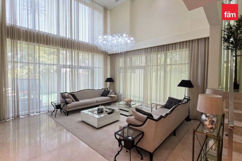 Vila u Meydan, Dubai, UAE 6 spavaćih soba, 512 m2 Br. 736954 - fotografija 20