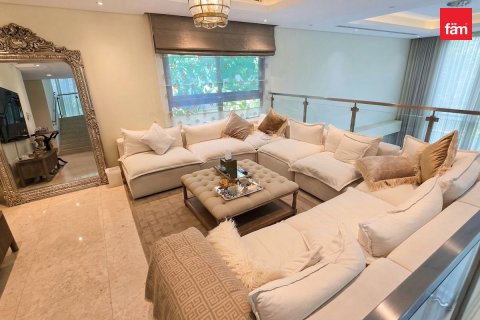 Vila u Meydan, Dubai, UAE 6 spavaćih soba, 512 m2 Br. 736954 - fotografija 5