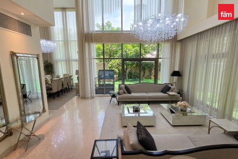 Vila u Meydan, Dubai, UAE 6 spavaćih soba, 512 m2 Br. 736954 - fotografija 21