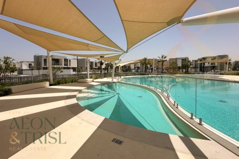 Al Furjan、Dubai、UAE にあるヴィラ販売中 4ベッドルーム、547 m2、No648485 - 写真 3