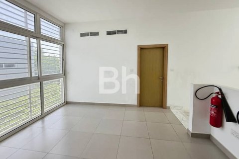 Снять в аренду таунхаус в Мудон, Дубай, ОАЭ 4 спальни, 247м2, № 614798 - фото 8