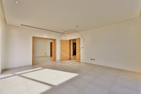 Villa on the Yas Island, Abu Dhabi, UAE 5 bedrooms, 692 sq.m. № 615428 - photo 4