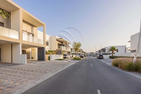 Řadový dům na Yas Island, Abu Dhabi, SAE 4 ložnice, 462 m² Č.: 615424 - fotografie 1