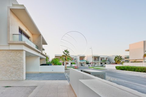 Řadový dům na Yas Island, Abu Dhabi, SAE 4 ložnice, 462 m² Č.: 615424 - fotografie 22