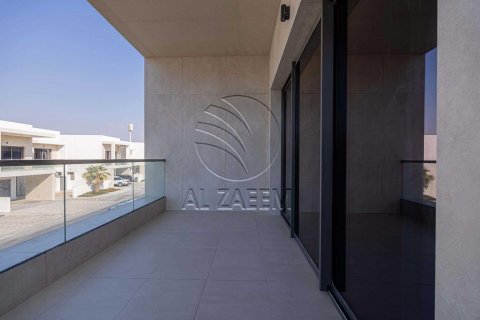 Řadový dům na Yas Island, Abu Dhabi, SAE 4 ložnice, 462 m² Č.: 615424 - fotografie 18