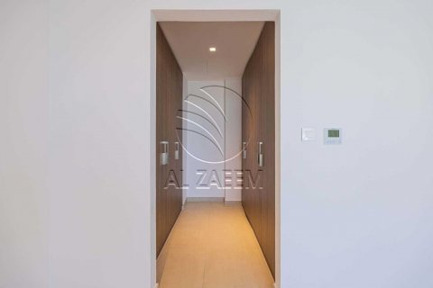 Řadový dům na Yas Island, Abu Dhabi, SAE 4 ložnice, 462 m² Č.: 615424 - fotografie 11