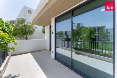 Üürile anda villa asukohaga Dubai, AÜE: 3 magamistoaga, 129 m² Nr 710035 - pilt 11