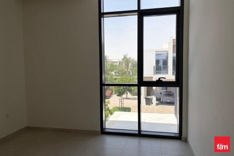 Üürile anda villa asukohaga Dubai, AÜE: 3 magamistoaga, 129 m² Nr 710035 - pilt 4