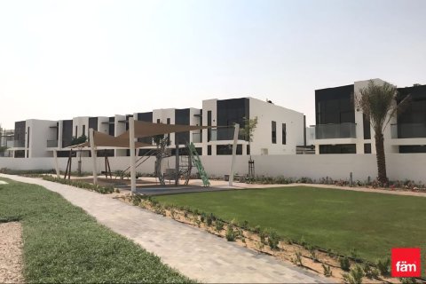 Townhouse sa Dubai, UAE 3 silid-tulugan, 178.4 sq.m. № 703984 - larawan 9
