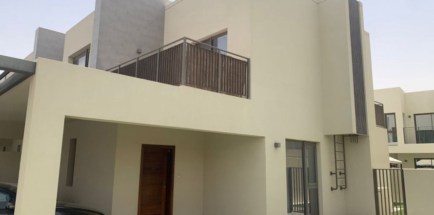 Villa asukohaga Dubai, AÜE: 4 magamistoaga, 277.2 m² Nr 703983