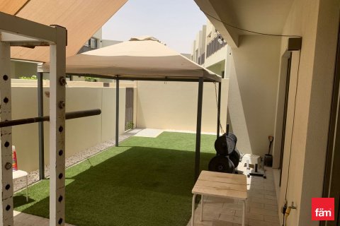 Üürile anda villa asukohaga Dubai, AÜE: 4 magamistoaga, 277.2 m² Nr 703983 - pilt 12