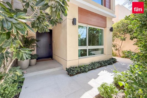 Willa na sprzedaż w Al Barsha, Dubai, ZEA 4 sypialnie, 354 mkw., nr 685927 - zdjęcie 10