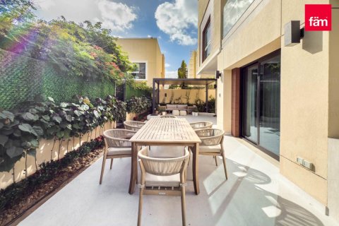 Купить виллу в Аль-Барша, Дубай, ОАЭ 4 спальни, 354м2, № 685927 - фото 28