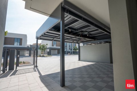 Villa til leje i Dubai, UAE 3 soveværelser, 199.9 kvm № 685930 - foto 6