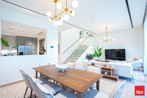 Villa til leje i Dubai, UAE 3 soveværelser, 199.9 kvm № 685930 - foto 8