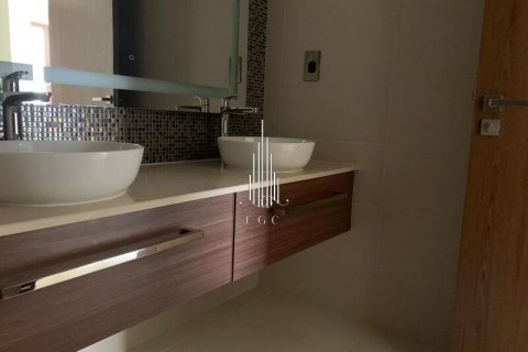 Vila na Yas Island, Abu Dhabi, SAE 5 ložnice, 734.3 m² Č.: 547197 - fotografie 12