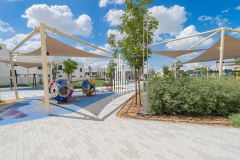 Vila na Yas Island, Abu Dhabi, SAE 4 ložnice, 315 m² Č.: 547167 - fotografie 28
