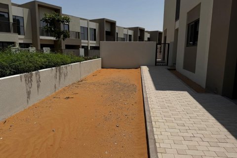 Řadový dům v Dubai, SAE 4 ložnice, 307.9 m² Č.: 511575 - fotografie 23